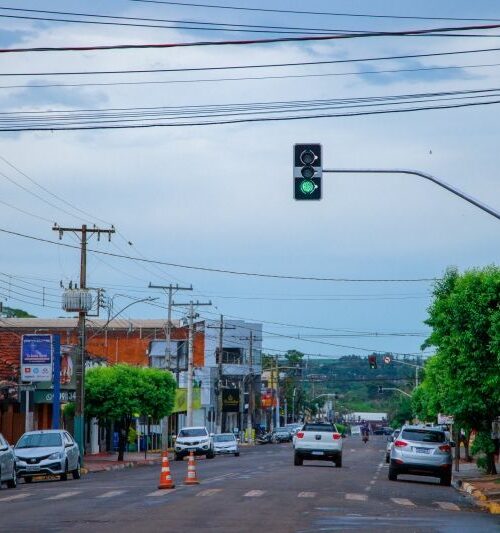 GEMUTRAN alerta motoristas para novos pontos com semáforos em funcionamento