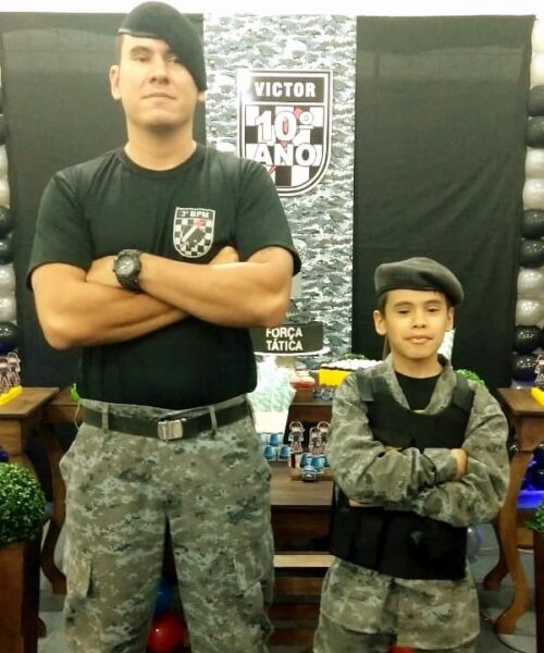 Policial Militar de Dourados faz festa temática para o filho que sonha ser PM