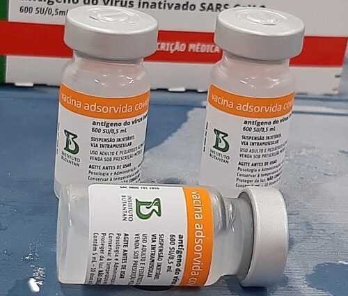 Governo do Estado distribui 6,5 mil doses de Coronovac para crianças dos municípios do interior. Saiba mais.