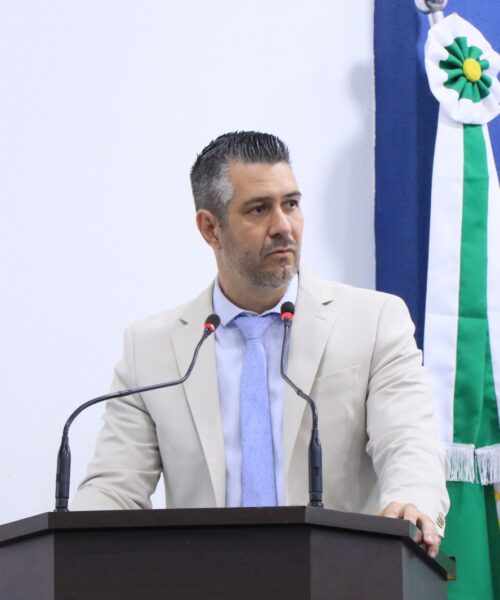 Gustavo pede implantação da CASSEMES para servidores municipais de Maracaju.