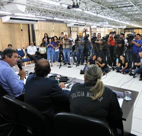 Governo terá reforço na ronda policial, ampliação do monitoramento e botão de pânico nas escolas