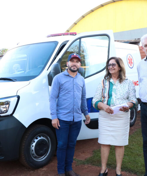 Deputado Geraldo atende pedido do vereador PC e vice-prefeita Juraci na aquisição de ambulância para o distrito de Prudêncio Thomaz