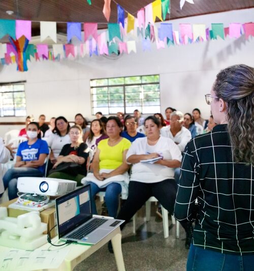 Prefeitura reúne profissionais da enfermagem para informar quanto ao pagamento do Piso Nacional