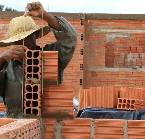 Agência de Habitação ajusta critérios de pré-seleção do Projeto Lote Urbanizado