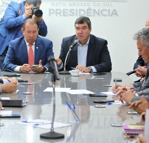 Governador apresenta programa de investimentos em infraestrutura que será realizado com projeto de financiamento.