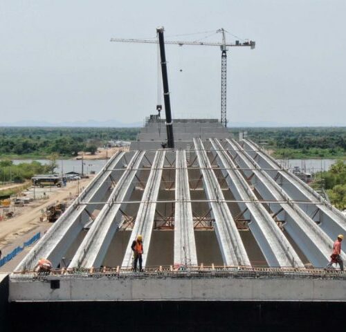 Ponte Bioceânica recebe vigas no lado paraguaio e obras têm mais avanços