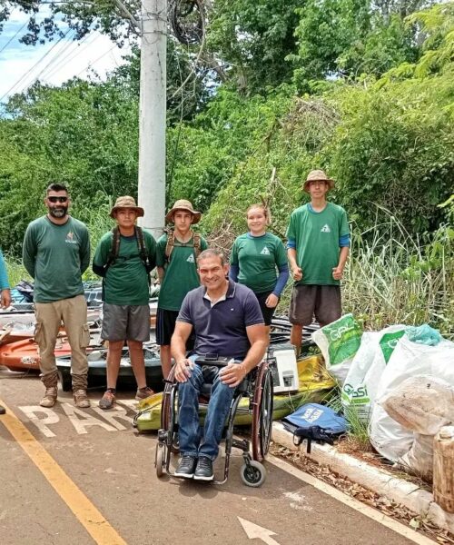 Instituto Guarda Mirim Ambiental de Jardim realiza operação de limpeza no Rio Miranda em comemoração ao Dia Mundial da Água.