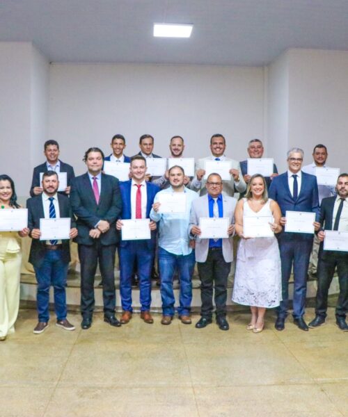 Vereadores, prefeito e vice-prefeito são diplomados em cerimônia solene em Rio Brilhante