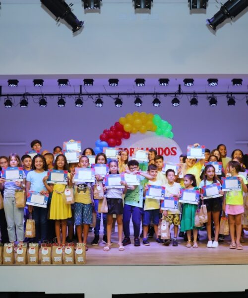 Com apoio da Prefeitura, a Formatura de Robótica celebrou o futuro da educação em Maracaju.