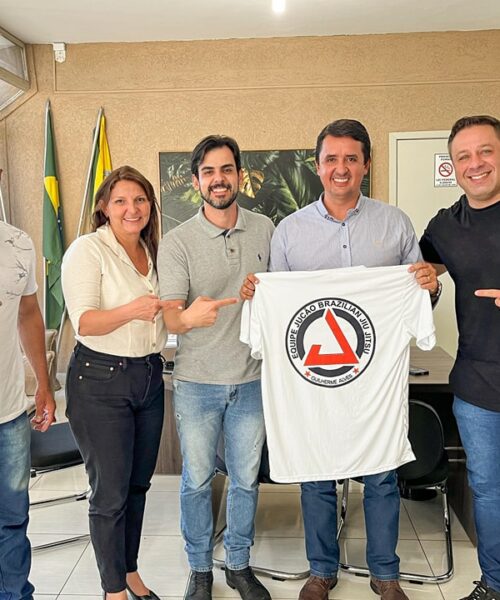 Prefeito Rodrigo e Vereador Peter recebem representantes do Projeto de Jiu-Jitsu de Cassilândia