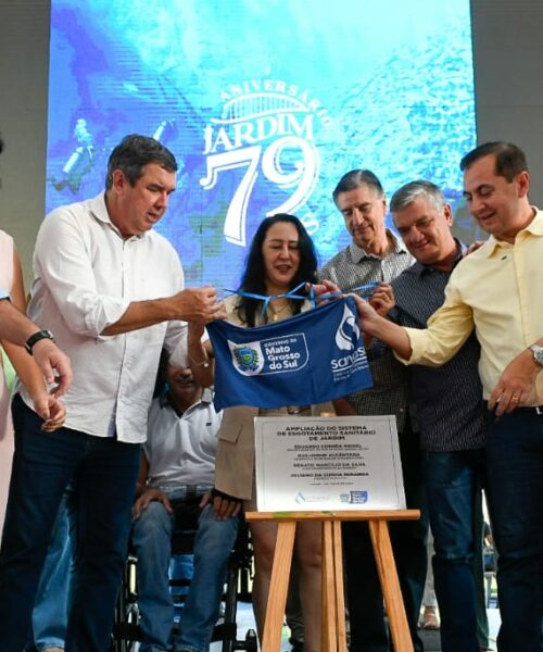 Na comemoração dos 79 anos de Jardim, Governo de MS reforça parceria e faz entregas para educação