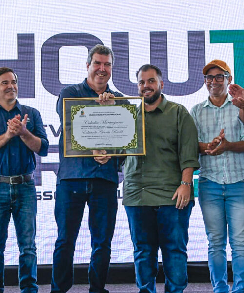 Robert Ziemann homenageia governador Eduardo Riedel com título de Cidadão Maracajuense
