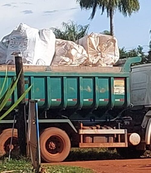 Prefeitura de Sidrolândia, por meio da SEDERMA, realiza recolhimento itinerante deembalagens de agrotóxicos em assentamentos rurais