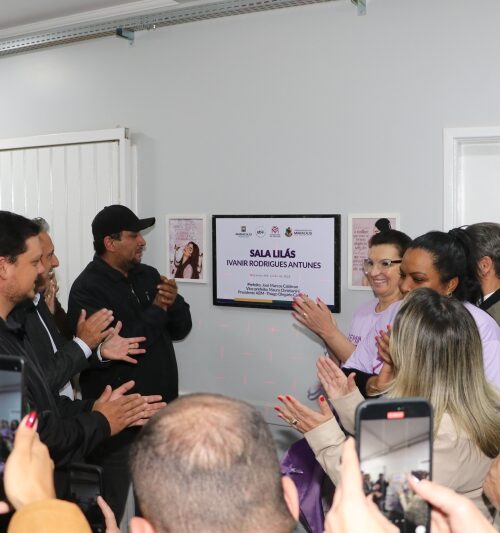 Vereadores prestigiam a inauguração da “Sala Lilás Ivanir Rodrigues Antunes”