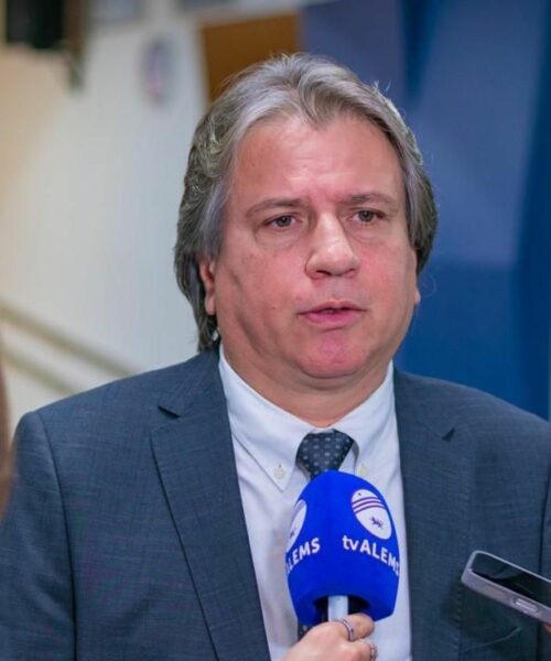 Pesquisa aponta Caravina entre os três deputados mais bem avaliados de Mato Grosso do Sul