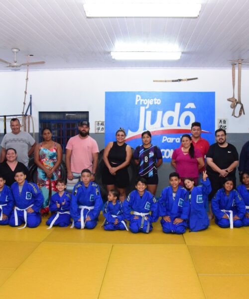 Projeto Judô Para Todos entrega novos kimonos a jovens atletas e reforça compromisso com o esporte em Maracaju