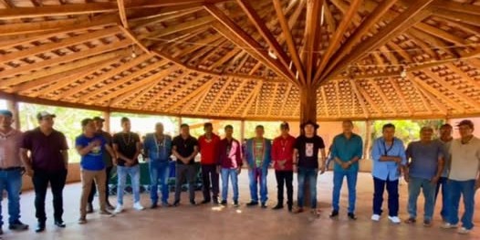 Conselho Terena debate pautas indígenas em reunião com vereador Gringo na Aldeia Cachoeirinha