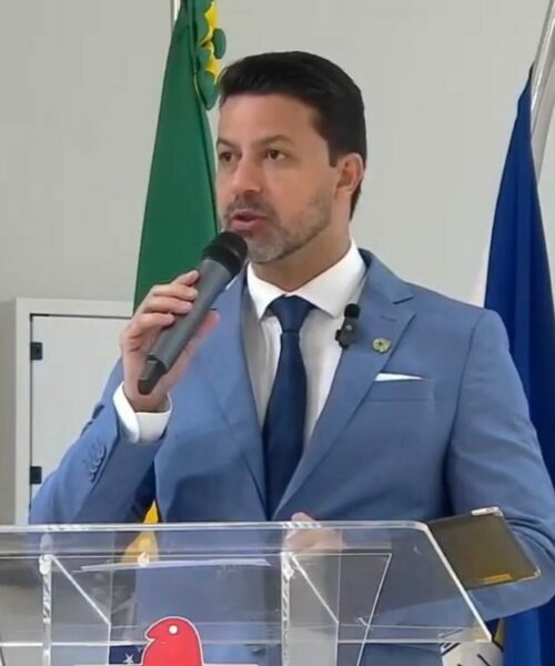 Vereador Bruno Barros propõe incentivo à participação de alunos nas sessões da Câmara