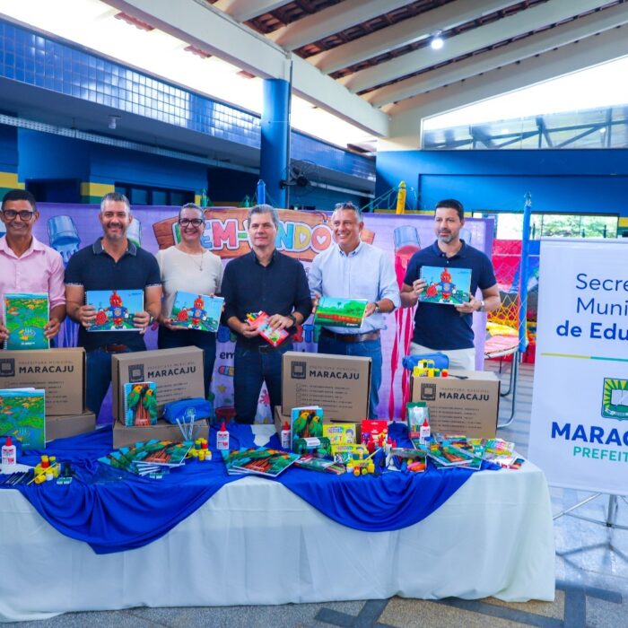 Prefeitura de Maracaju entrega 7.500 kits de material escolar aos alunos da Rede Municipal de Ensino.