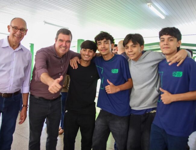 Governo de MS entrega obras para modernizar e qualificar a educação de Ponta Porã