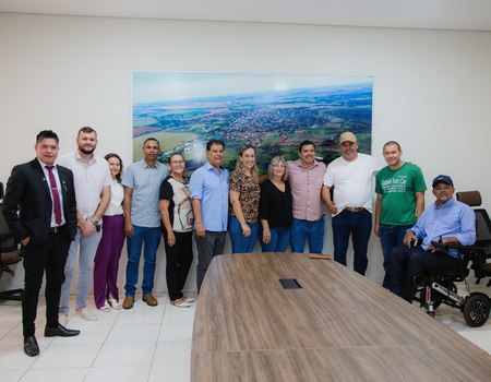 Câmara de Sidrolândia recebe Senador Nelsinho Trad para prestação de contas e alinhamento de demandas