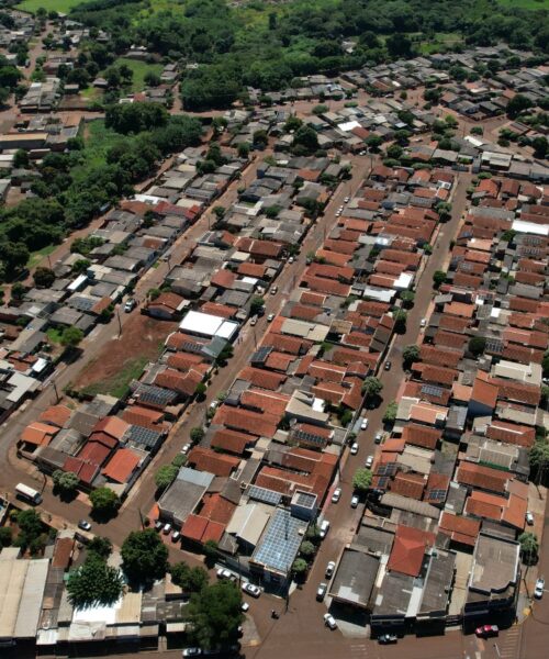 Ação de limpeza da Prefeitura retira mais de 150 toneladas de lixo no Bairro Inacinha Rocha