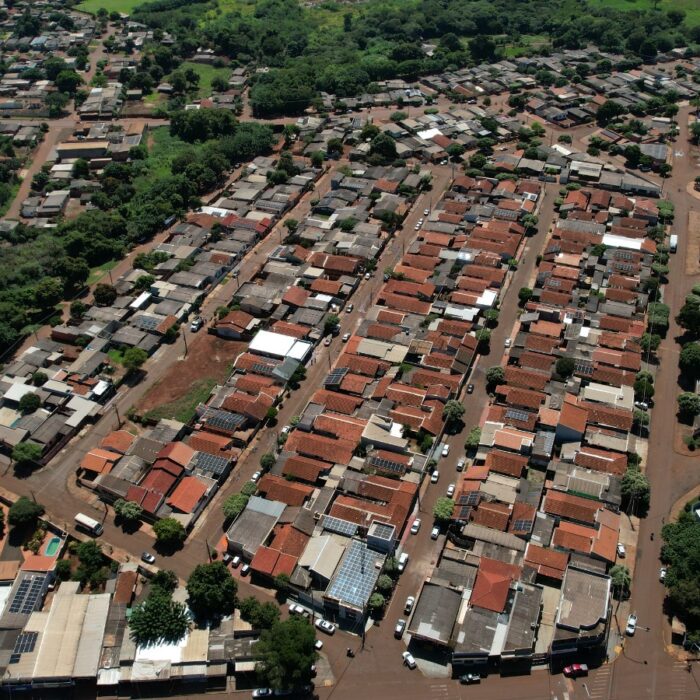 Ação de limpeza da Prefeitura retira mais de 150 toneladas de lixo no Bairro Inacinha Rocha