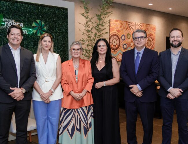 Sicredi Centro-Sul MS/BA firma convênio com OAB/MS e CAAMS