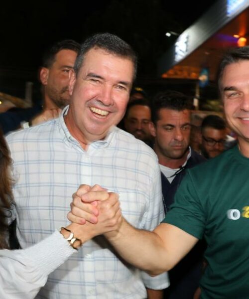 Mara Caseiro prestigia visita de Flávio Bolsonaro e reforça defesa do agro e dos valores da direita em MS