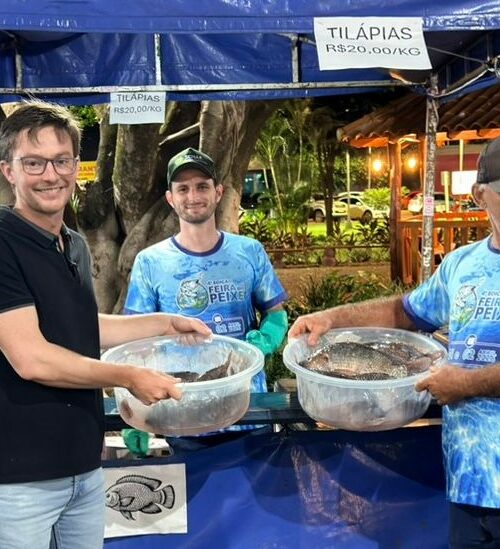 Prefeito Lucas Foroni destaca sucesso da Feira do Peixe com a comercialização de 13 toneladas e quase R$ 450 mil de movimento